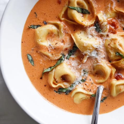 Creamy Tomato Basil Tortellini